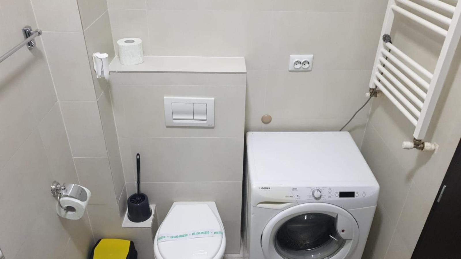 Confort' By J Iasi Room photo