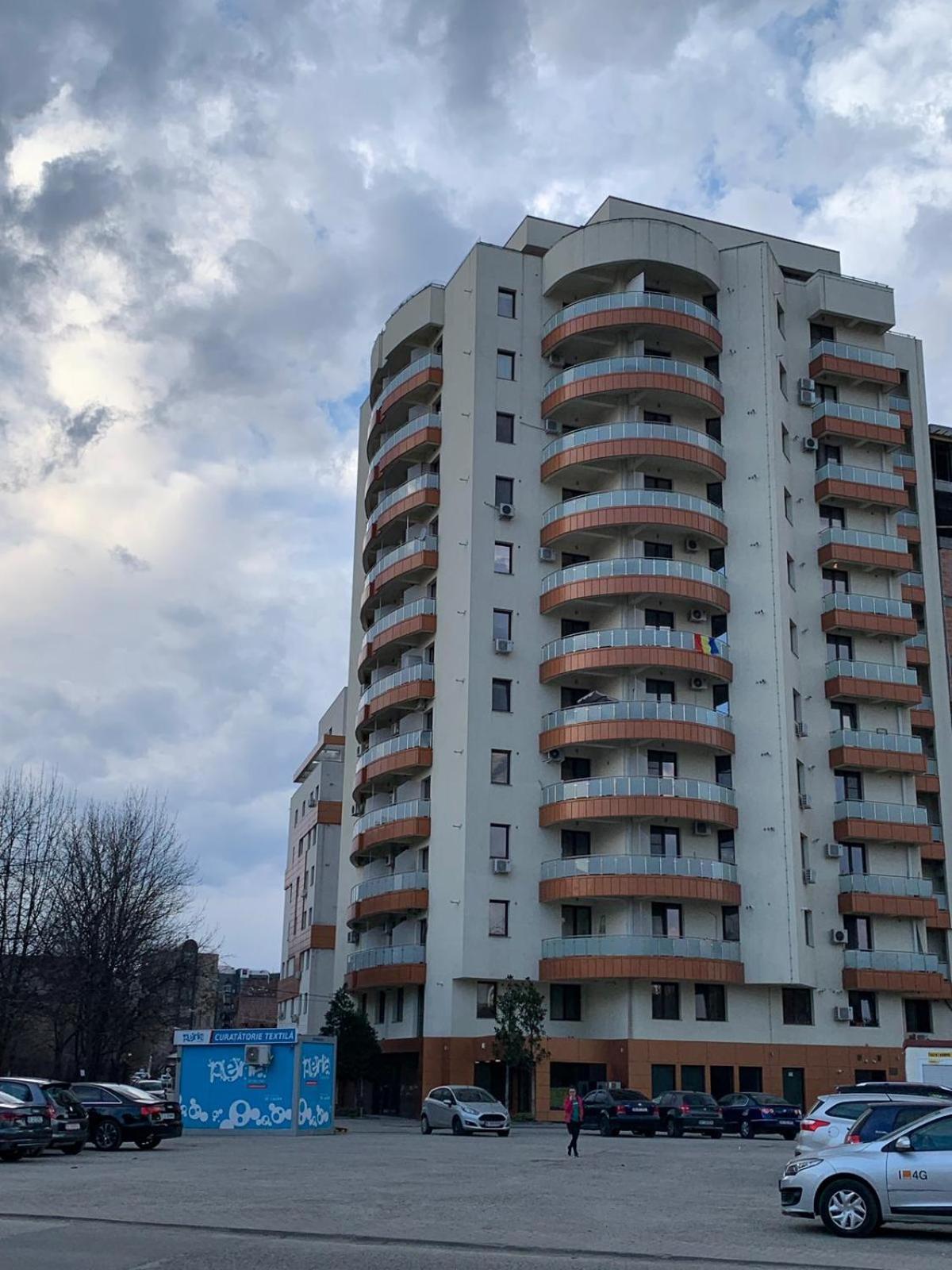 Confort' By J Iasi Room photo